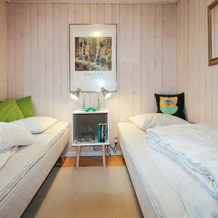 Holiday home Arton - 300m From The Sea By Interhome